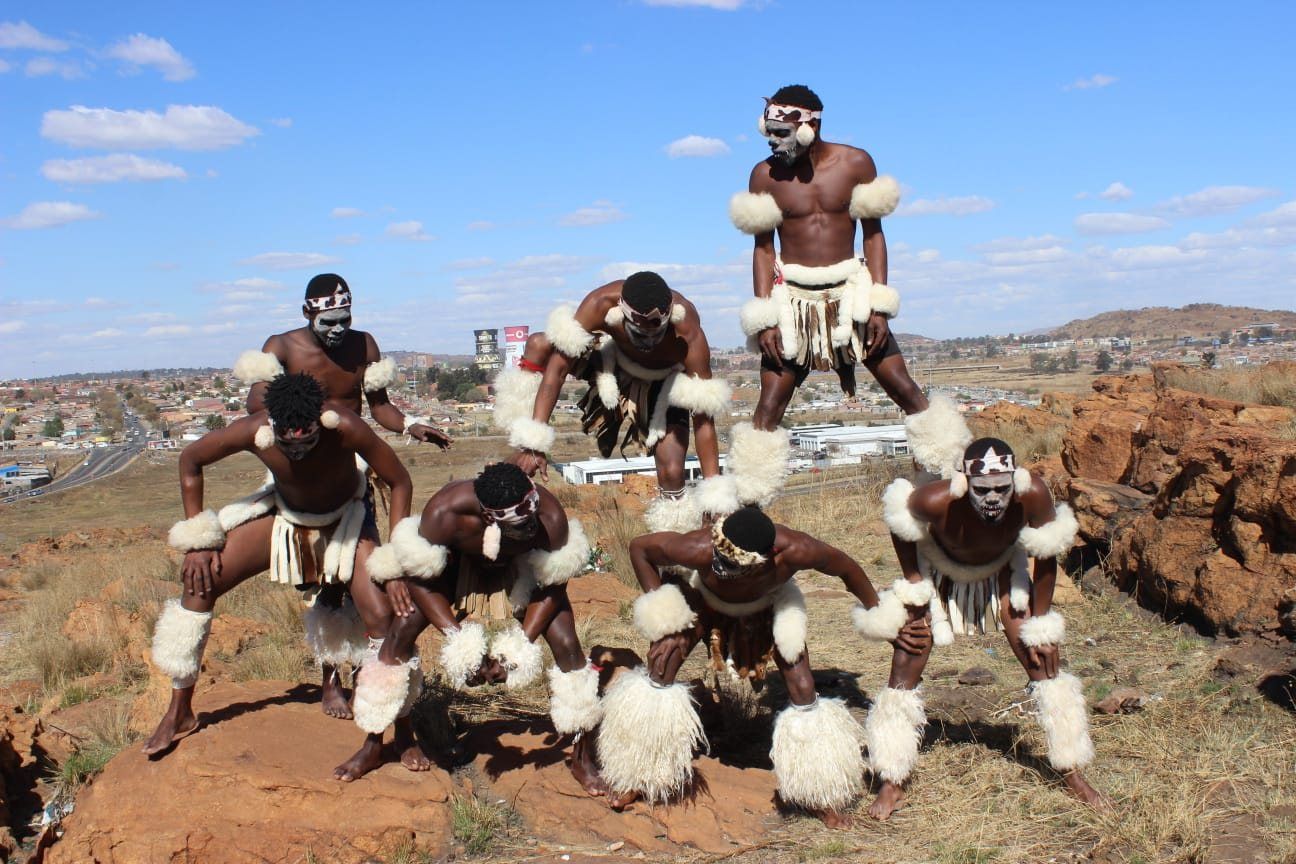 Traditional cultural performance on a Malala-Tau heritage tour