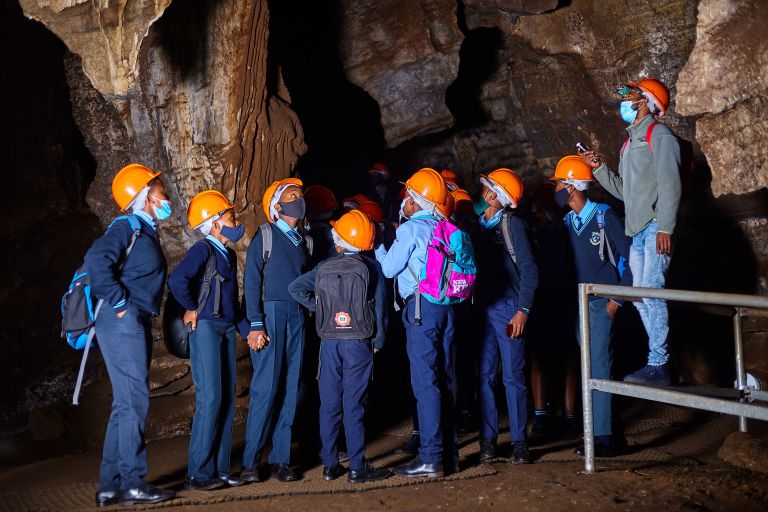 caves-masks_bf79f4745237c3971fd350364a3bbb6c